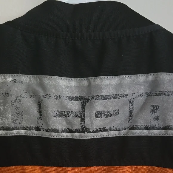 Icon Motorcycle Vest - Picture 8 of 12